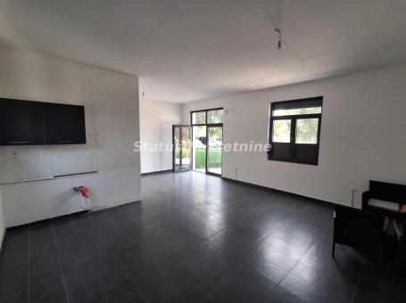 Adice-Lokal 45 m2-Zakupnina 350 e-potreban Depozit-065/385 8880