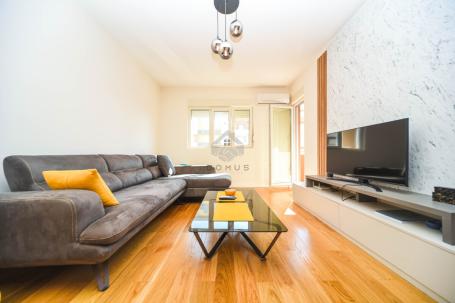 Jednosoban stan 49m2, Central Point - Podgorica