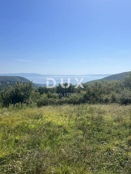 ISTRA, LABIN - Prostrani kompleks zemljišta s pogledom na more