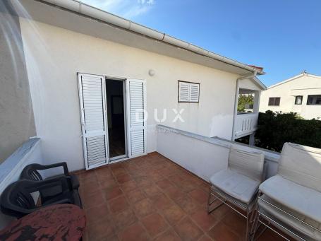 INSEL PAG, PAG - Apartmenthaus mit Restaurant
