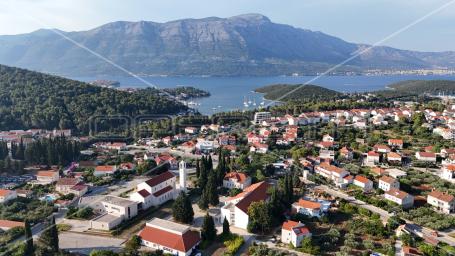Građevinsko zemljište u mirnom dijelu Korčule