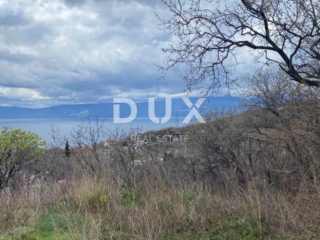 RIJEKA, KOSTRENA - građevinsko zemljište 1.053 m2 s pogledom na more za stambenu zgradu - stanove / 