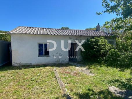 KRALJEVICA, ŠMRIKA - samostojeća kuća sa 1.200 m2 okućnice! PRILIKA!