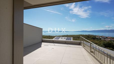 RIJEKA, KOSTRENA - ekskluzivan stan s jacuzzijem - novogradnja s panoramskim pogledom na more! PRILI