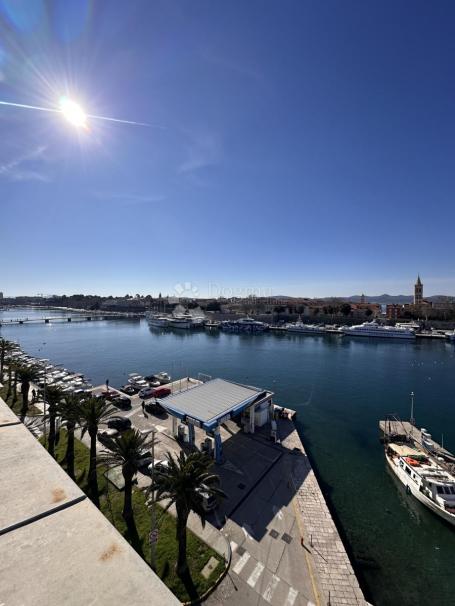 Flat Branimirova Obala, Zadar, 42m2