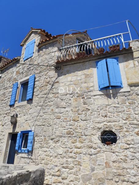 Prvić, Šepurine, kamena kuća, 80 m², terasa