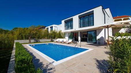 OTOK KRK, MALINSKA - VILLA S BAZENOM I POGLEDOM NA MORE