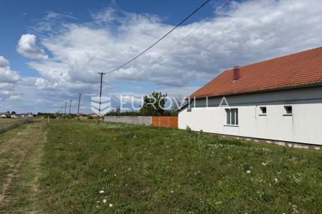 Đakovo, atraktivno građevinsko zemljište 629 m²