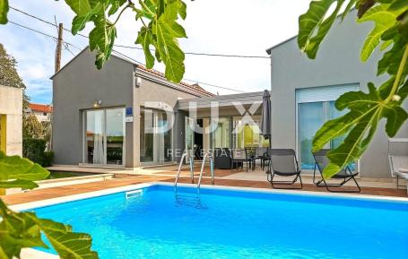 Istra, Poreč, trosobna kuća, 125m2