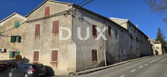 ISTRA, BUZET - Kamena kuća za adaptaciju u blizini granice