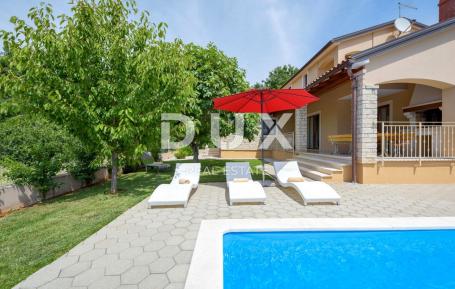 ISTRIA, SVETI LOVREČ - House with swimming pool on the edge of the village