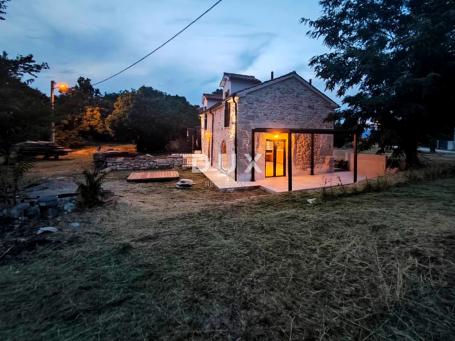 ISTRA, LABIN - Adaptirana kamena ljepotica