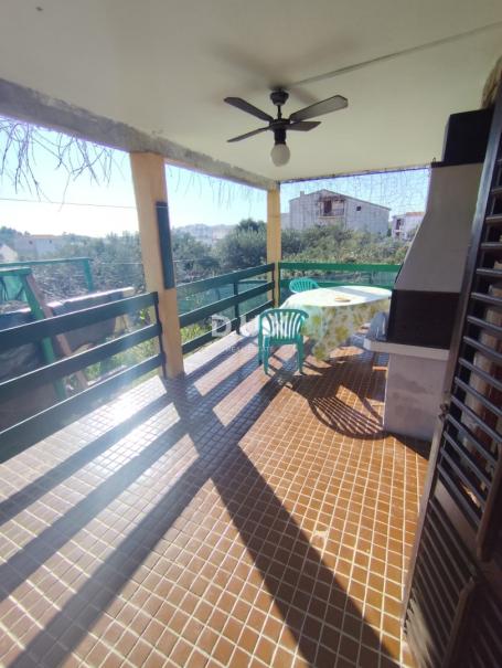 Rogoznica, Stupin Čeline, samostojeća kuća, 300 m², 200 m od mora