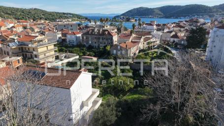 Prodaja, Stan, Vis, Dubrovačka, Garsonjera, 13m2