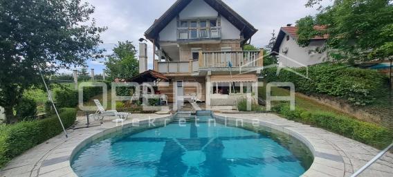 GUDCI – SAMOSTOJEĆA KUĆA S BAZENOM NA PARCELI OD 1.120 m²