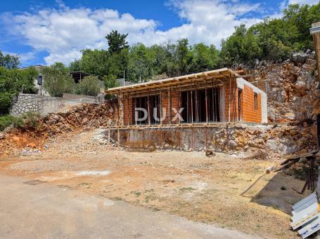 Krk, Omišalj, jednosobni stan, 50 m2, balkon