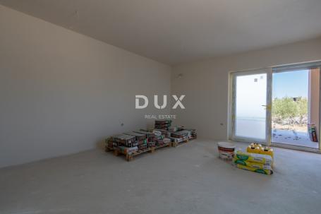Vodice, dvosobni stan, 73,21 m², prizemlje, vrt