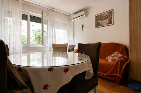 Cvjetno Naselje Garsonijera