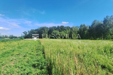 Donji Stupnik, građevinsko zemljište mještovite namjene 4.319 m²