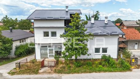PRODAJA, KUĆA  ROH BAU S IZUZETNIM POTENCIJALOM, MOKRICE, BLIZU CENTRA OROSLAVJA