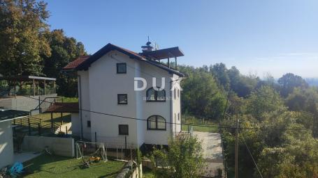 ZAGREB, GORNJE VRAPČE - Familienhaus mit Panoramablick auf Zagreb