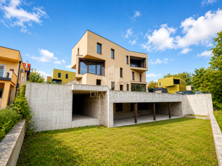Zagreb, Maksimir Gorice, obiteljska vila 1.000 m2, roh bau