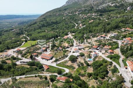 Konavle, Dubravka, Kuća sa zemljištem i pravom nadogradnje