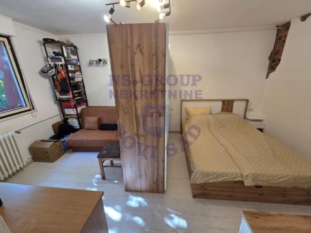 Odlican jednosoban na Novom Naselju!