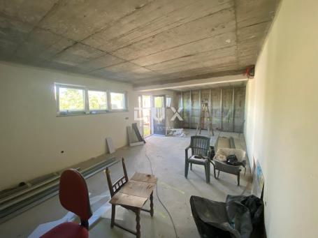 VIŠKOVO, CENTER - business premises 240 m2 in a NEW BUILDING + 8 parking spaces! OPPORTUNITY!