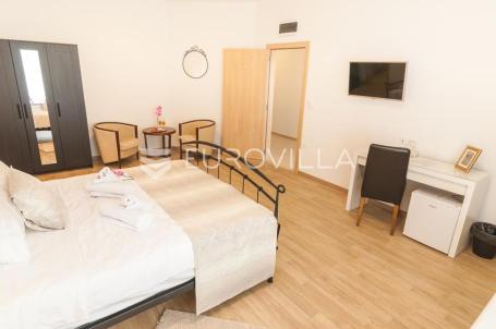Split, Gripe, poslovni prostor 175 m², na odličnoj lokaciji, idealno za ugostiteljstvo
