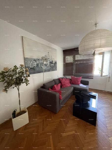 Apartment Pula, Center – Spacious Three-Bedroom Apartment of 76.38 m² with Two Terraces