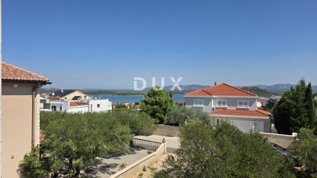 Šibenik, Murter, duplex kuća, 130 m2, pogled na more, u izgradnji