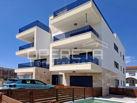 USELJIVO! Privlaka/Zadar - Penthouse A001, 70m od mora
