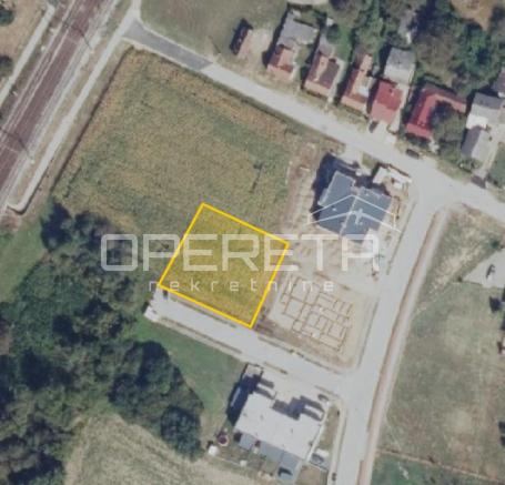 Građevinsko zemljište u mirnom dijelu Koprivnice – idealno za gradnju ili invest