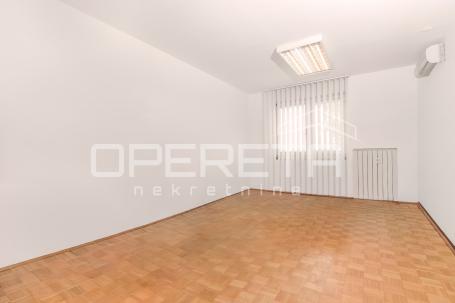 Prodaja, Stan, Knežija, Horvaćanska, 3s, 87m2