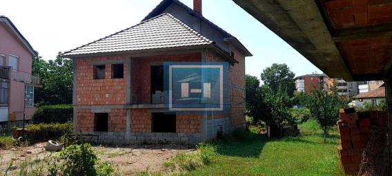 Prostrana porodična kuća od 109 m² – idealan dom za vašu porodicu!