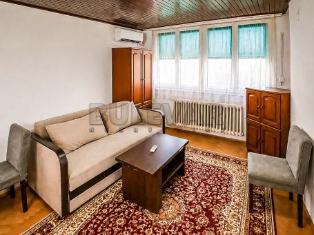 Izdaje se garsonjera u centru Niša, 24m2