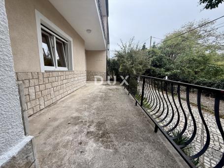 RIJEKA, S.DRAGA - Spacious apartment 115 m2 with a large terrace and barbecue!