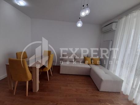 Izdaje se stan, u novom kompleksu Delta Planet Residence, 33m2