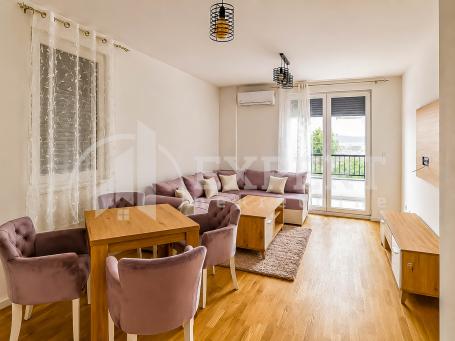 Izdaje se nov, lux stan na Panteleju, 47m2