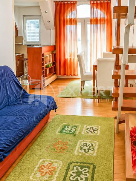 Izdaje se duplex u centru grada