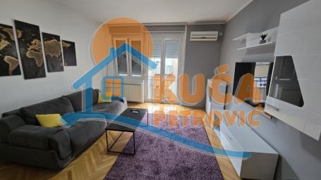 Izdaje se stan u centru