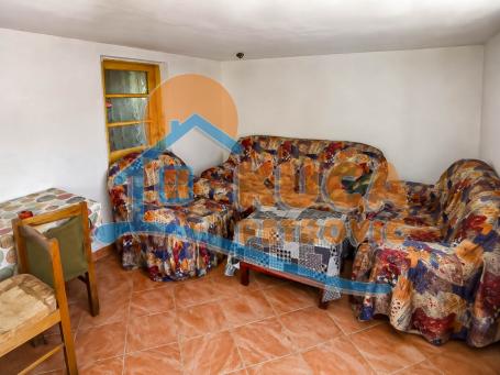 Sečanica, prizemna kuća 53m2, plac 892m2