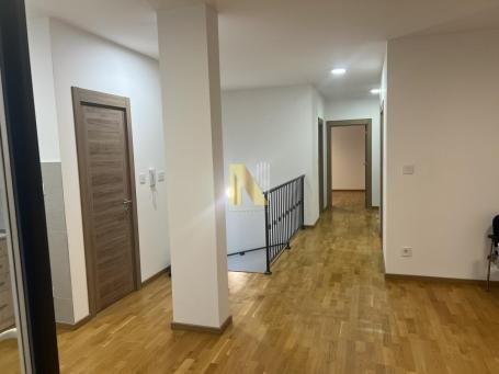 Poslovni prostor, 92m2- Alibegovac, Hollywood Hill