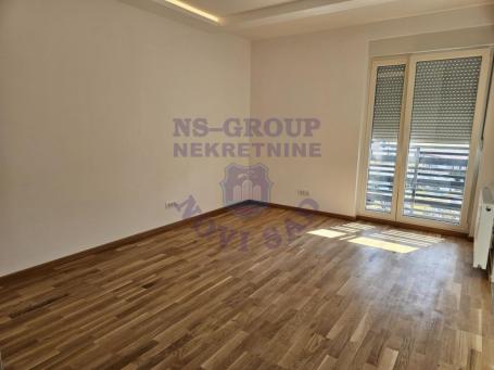 Odličan jednoiposoban stan na Klisi - novogradnja