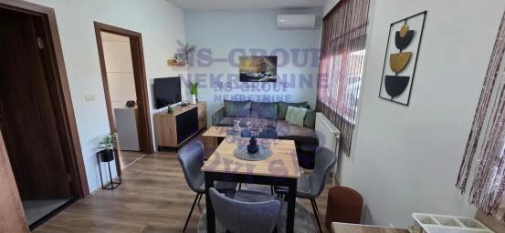 Odličan jednoiposoban stan na Somborskoj rampi