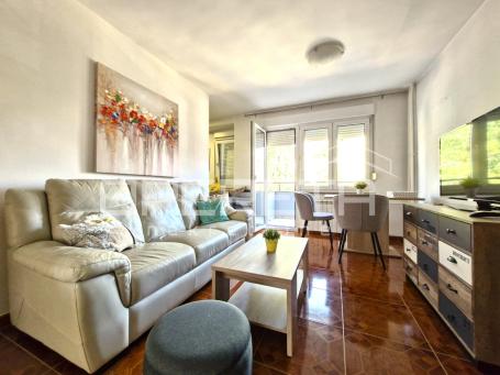 Trosobni stan od 61,41 m² s balkonom na mirnoj lokaciji na Knežiji