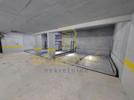 Kluz, 11.27m2, parking mesto klackalica