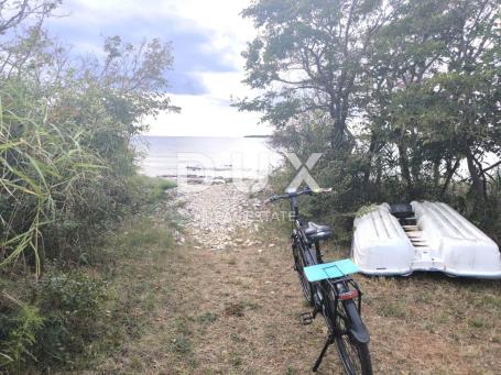 ISTRIEN, PEROJ Wochenendgrundstück in einem Wochenenddorf am Meer