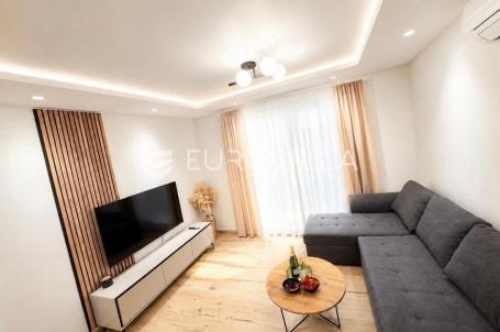 Kaštel Novi, novouređen dvosobna stan